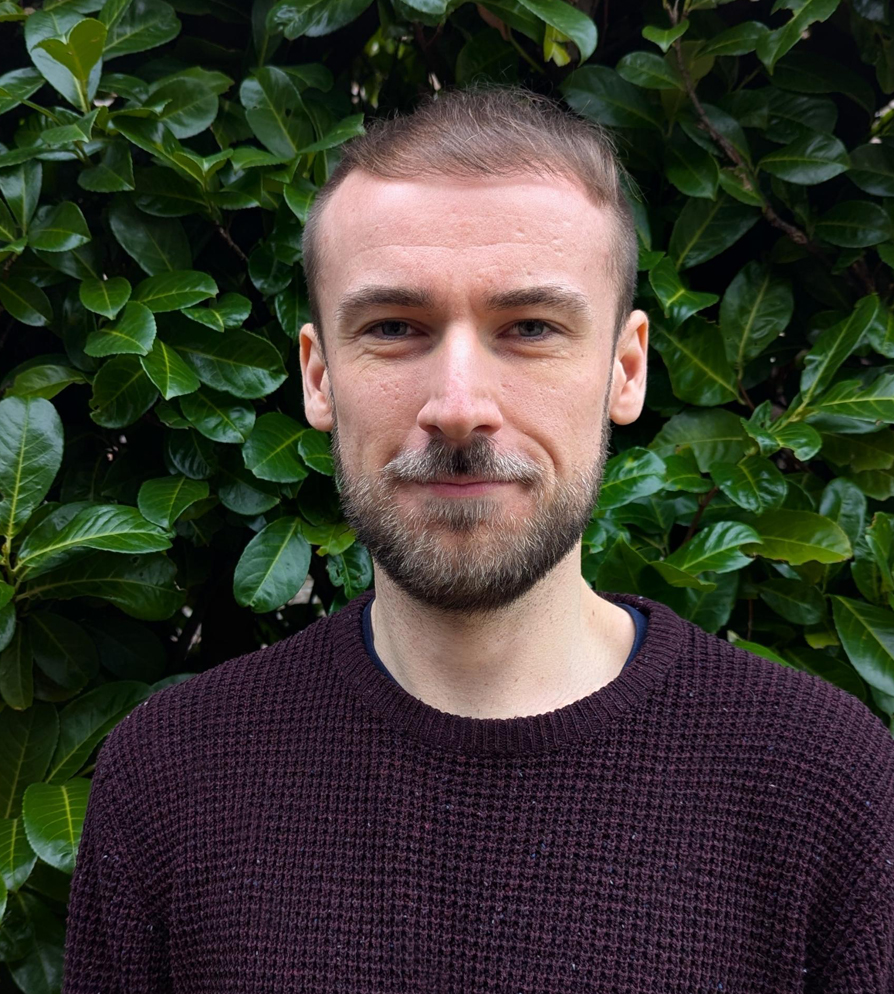 Mark Gratton headshot